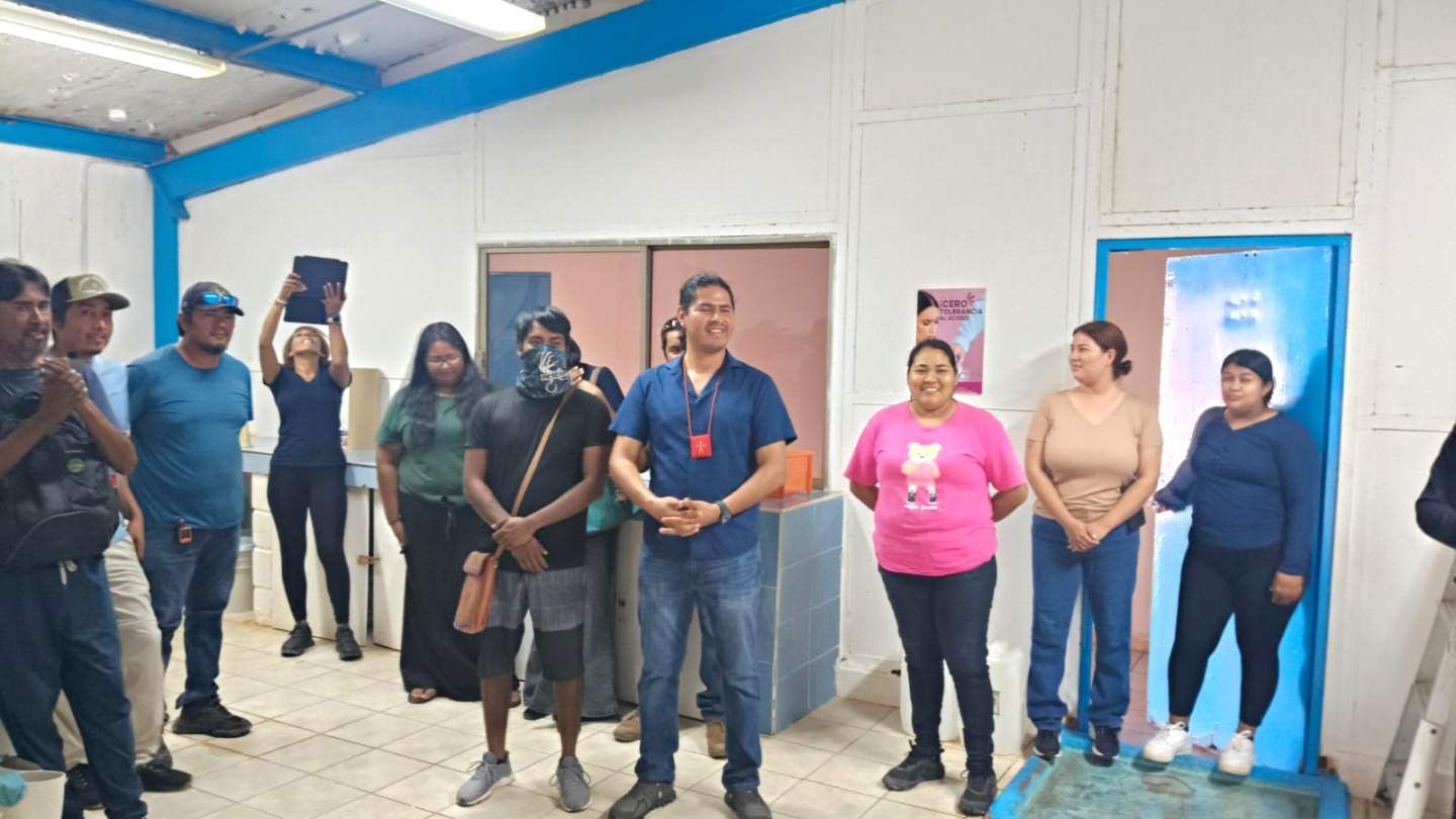 Visita guiada de productores pesqueros de la Nación Comca’ac al CREMES